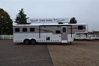 2015 3 horse Bison Trailers 3 horse LQ