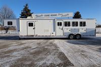 2012 4 horse Featherlite Trailers 4Horse LQ