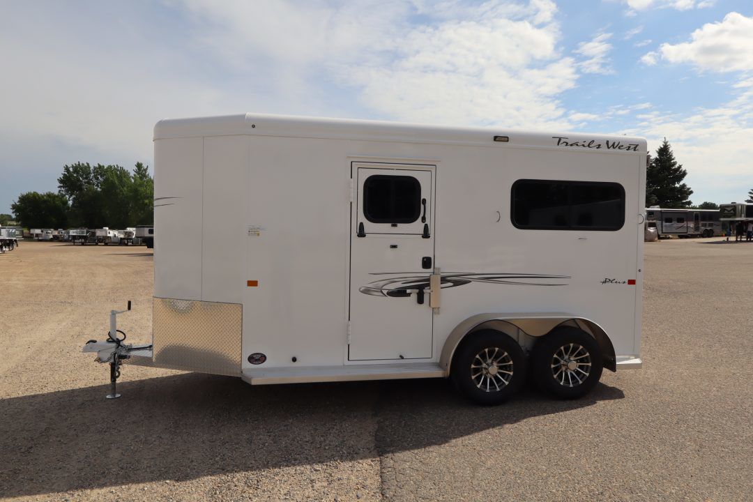 2027 Trails West royale 2 horse