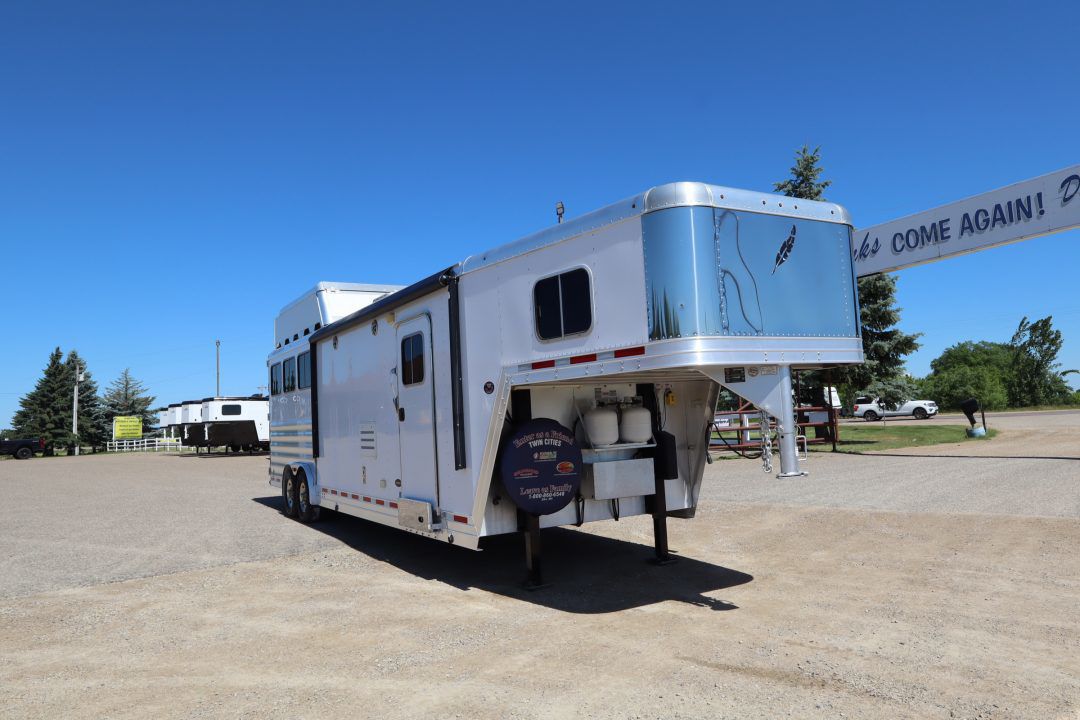 2015 Featherlite 3