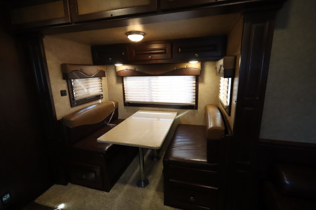 Trailer Photo 19