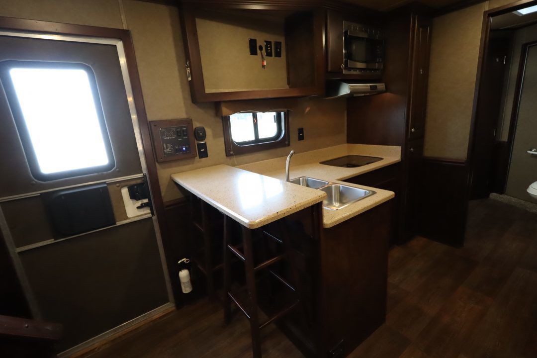 Trailer Photo 20
