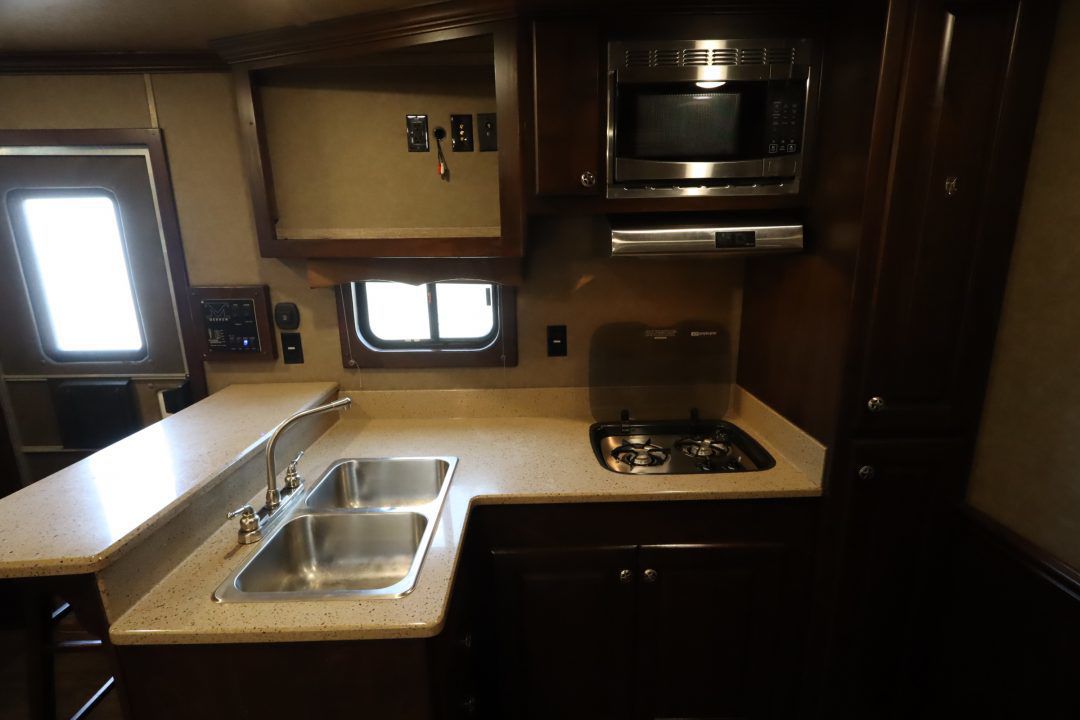 Trailer Photo 21