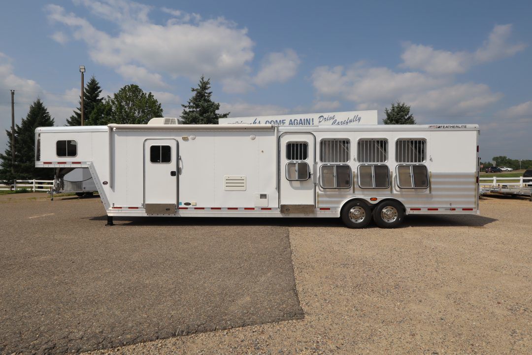 Trailer Photo 2