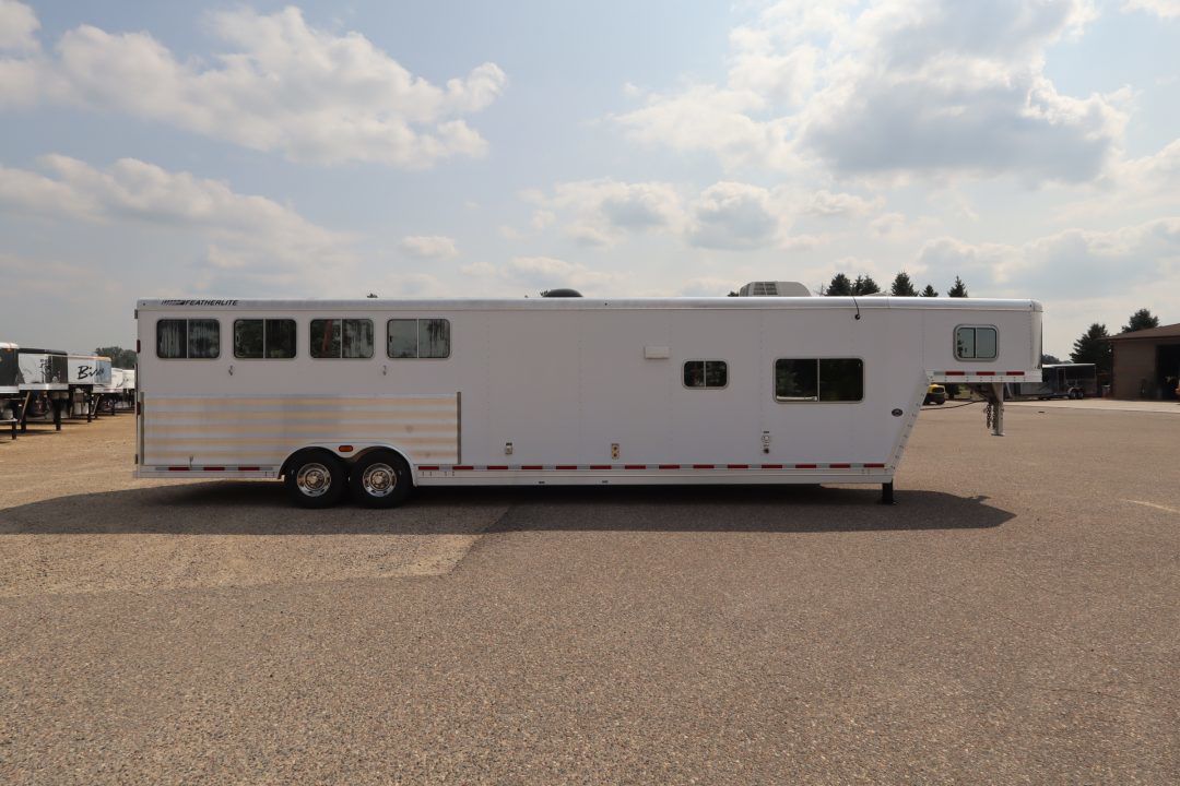 Trailer Photo 5