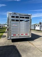 2024 Exiss 8' wide 4 horse w/10' lq slide and midtack