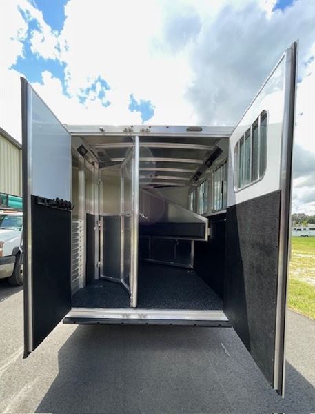 2025 Exiss 3 horse gooseneck w/dressing room