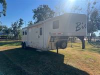 2015 2 horse Bison Trailers 2 horse Stratus with 8' living quarters