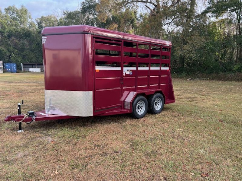 2026 Valley 2 horse slant load w/ dressing room