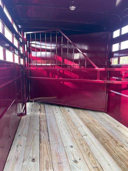 2026 Valley 2 horse slant load w/ dressing room