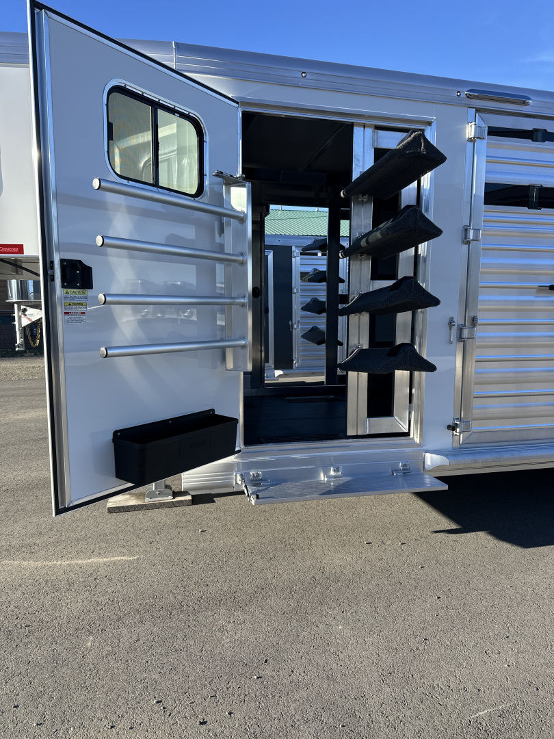 Trailer Photo 14