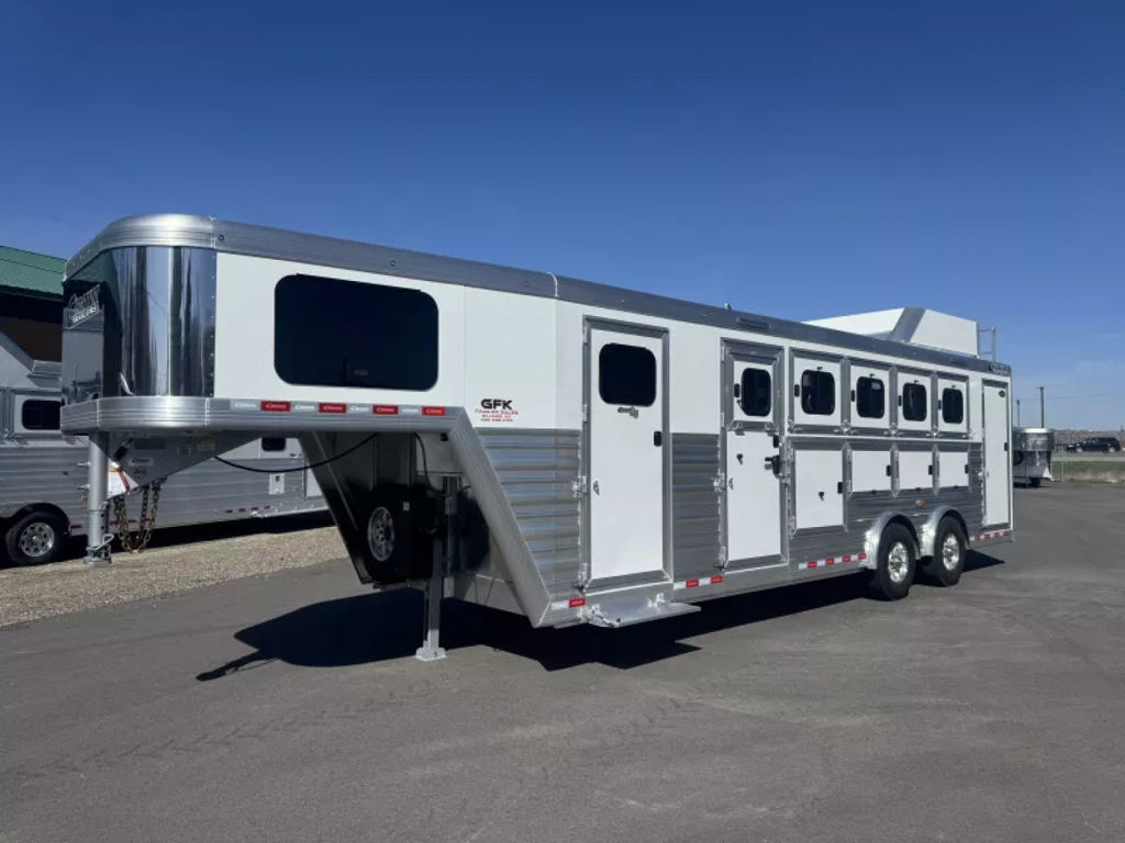 2027 Cimarron 5 horse trainer