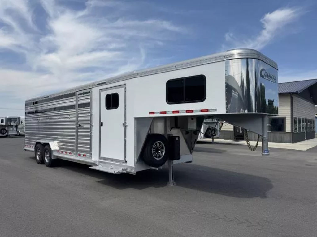 2026 Cimarron lonestar 26' stock combo w/ dual man doors