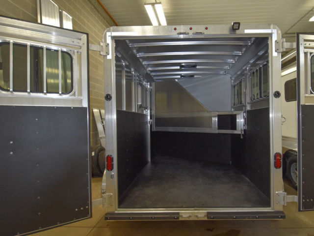 Trailer Photo 7