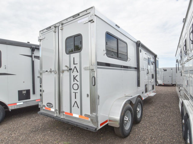 Trailer Photo 11