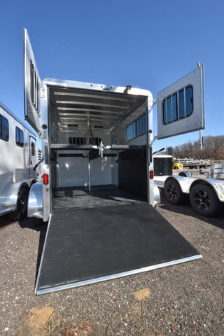 Trailer Photo 4
