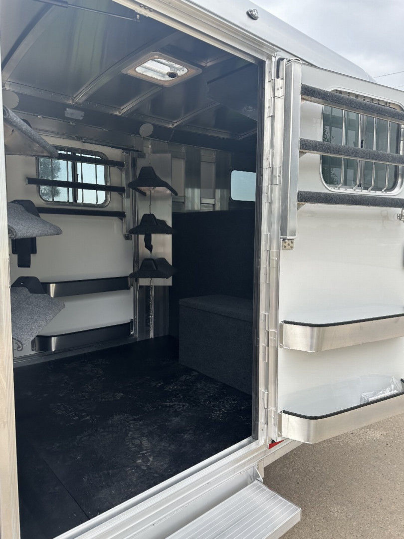 2025 4-star stock combo dual door