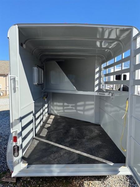 2025 Delta 2 horse slant load bp
