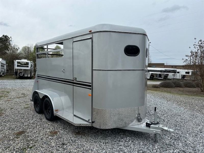2025 Bee 2 horse slant load bp