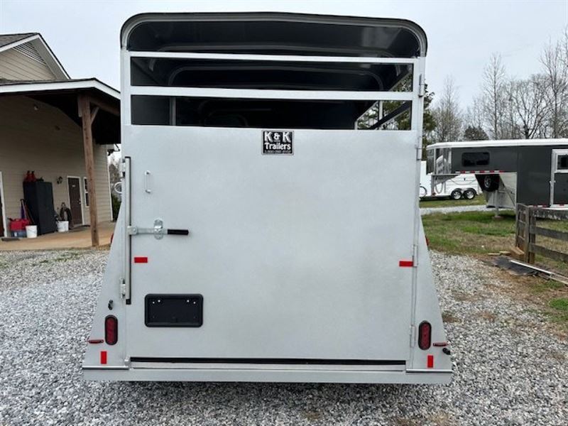2025 Bee 2 horse slant load bp