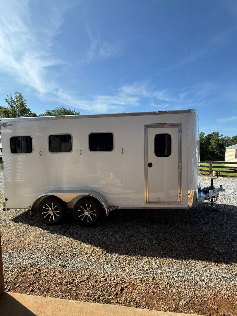 2026 Kiefer Built kruiser 3 horse slant load bumper pull