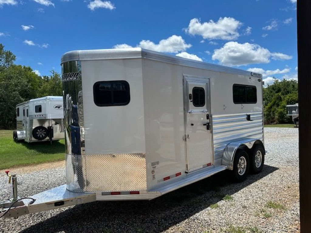2026 Cimarron norstar 2 horse side ramp