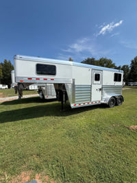 2027 2 horse 4-Star Trailers 2 Horse Straight load Gooseneck
