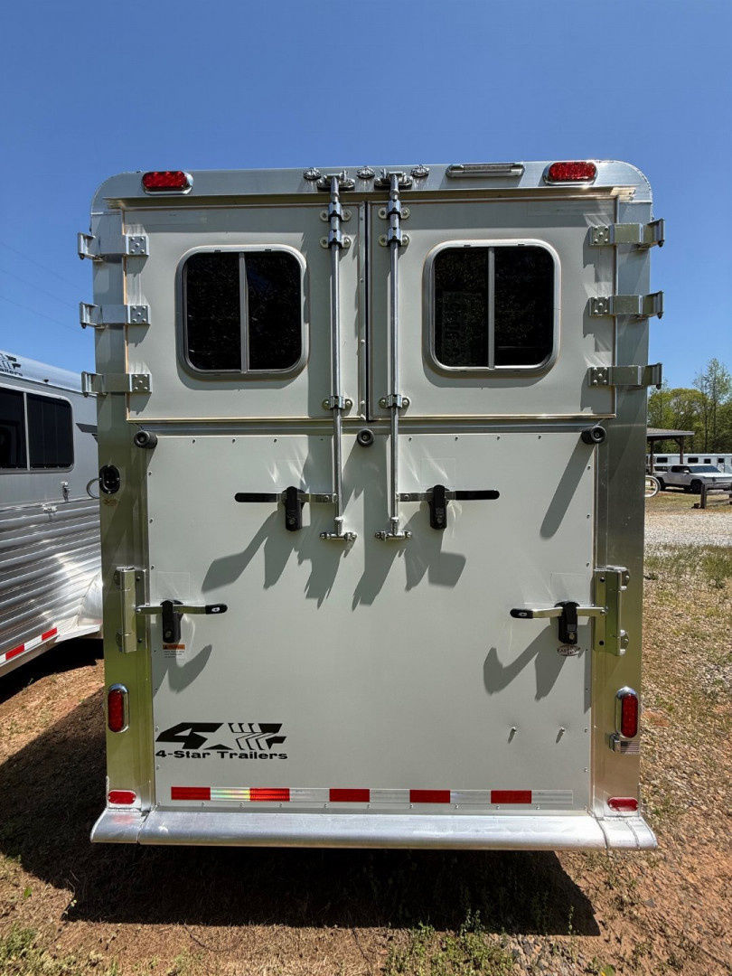 Trailer Photo 14