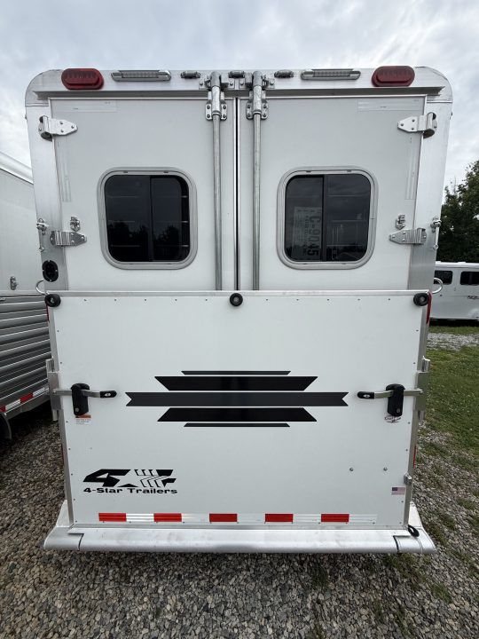 Trailer Photo 11