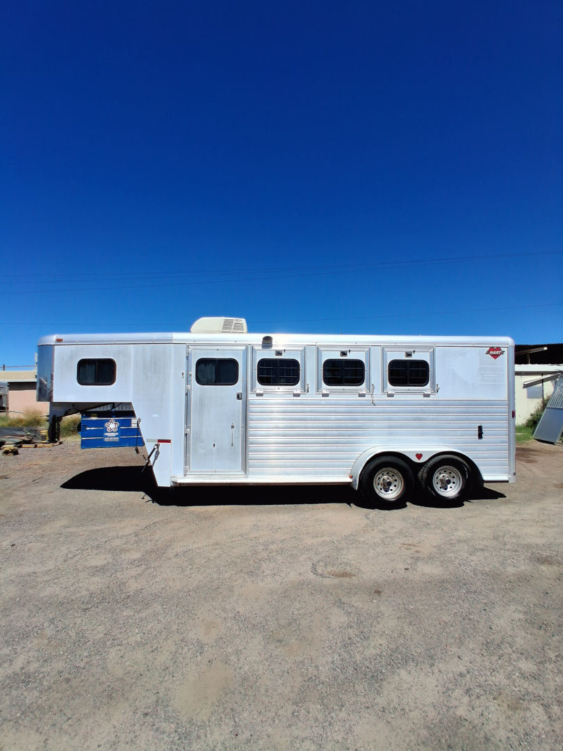 Trailer Photo 3