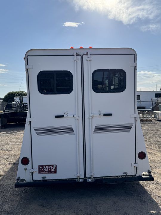 Trailer Photo 11