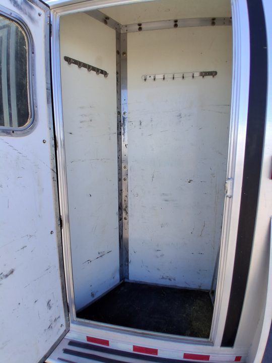 Trailer Photo 19
