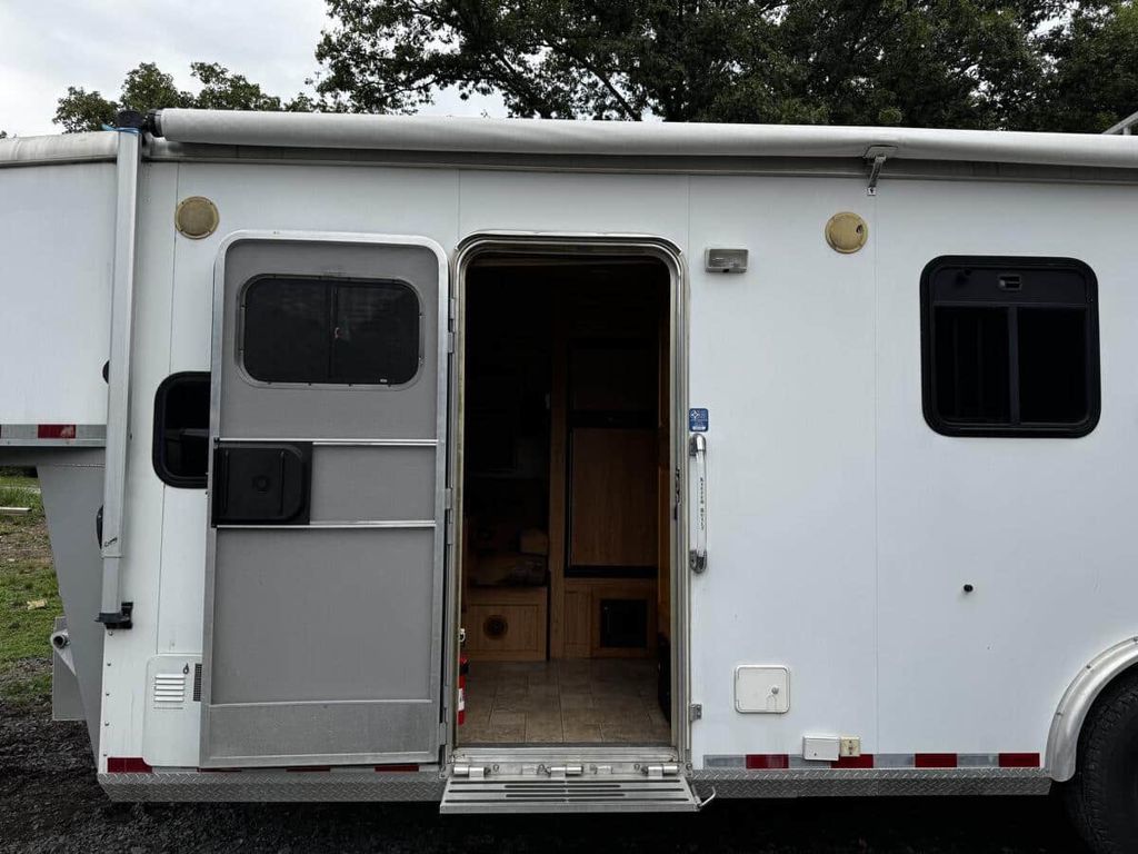 Trailer Photo 5