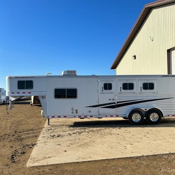 2012 Elite Trailers Colt SS