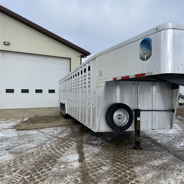 2023 Merritt livestock trailer-3 compartments
