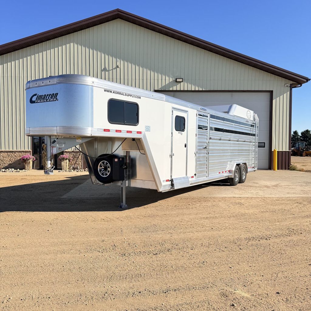 2026 Cimarron lonestar 28' stock combo - trainer tack - 3 compar