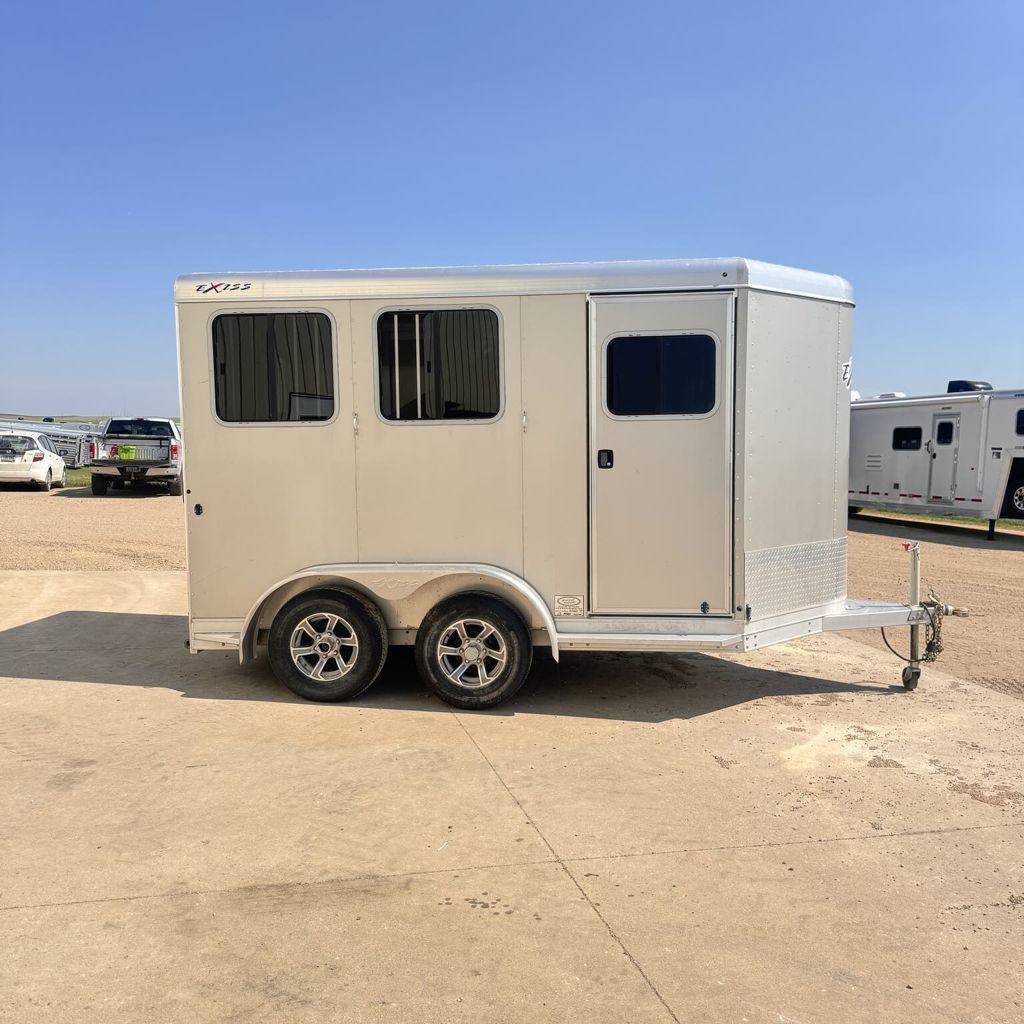 2022 Exiss express 2h bumper pull