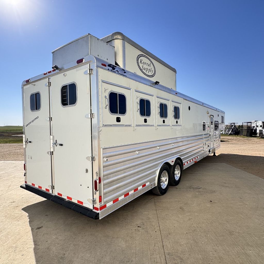 2006 4-star 4h lq - outlaw conversion - air ride