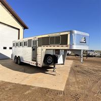 2024 4 horse Elite Trailers 4H Stock Combo