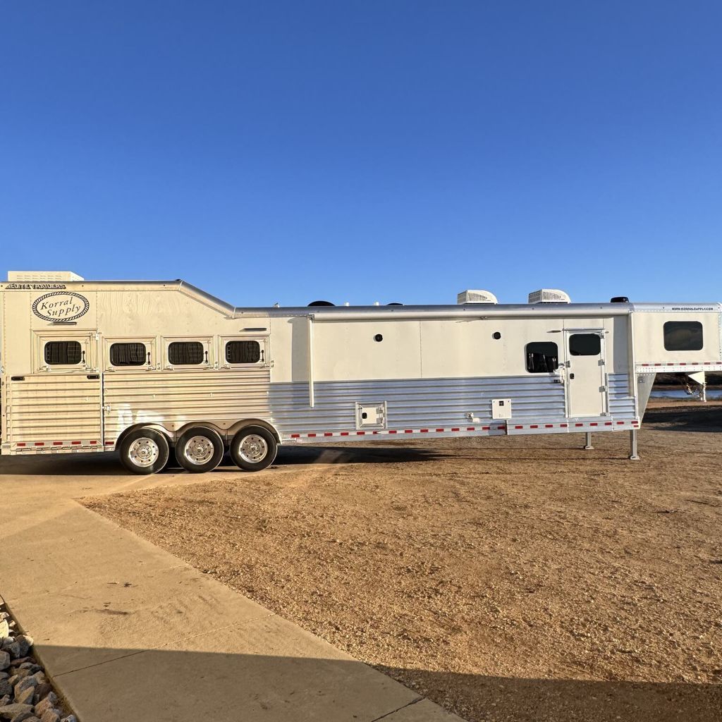 Trailer Photo 3