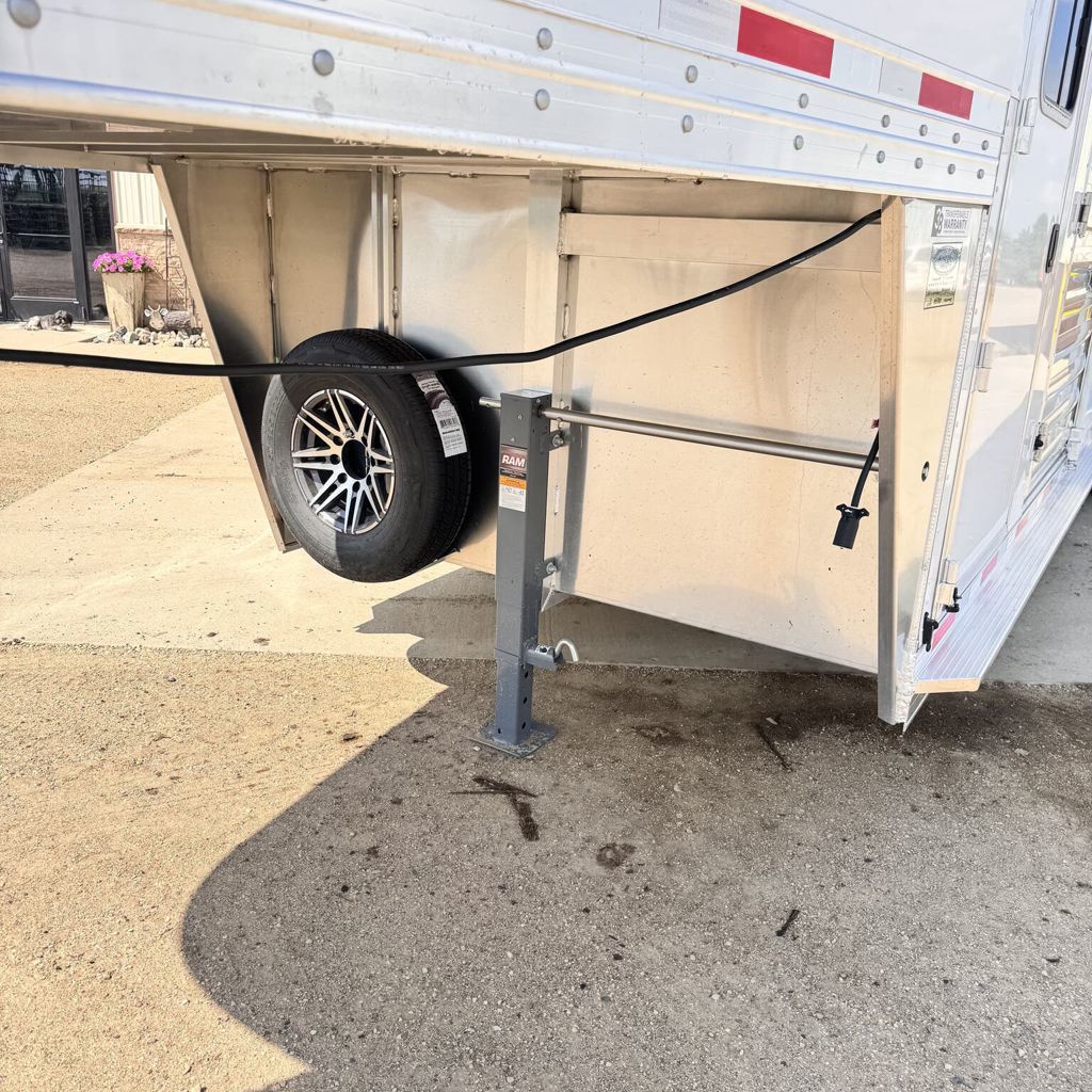 Trailer Photo 18