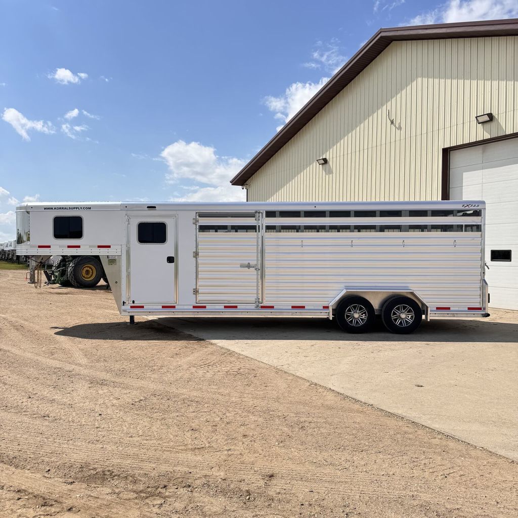 2026 Exiss 24ft stock combo - two compartments