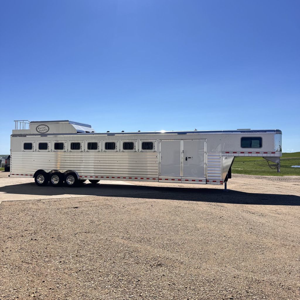 Trailer Photo 7
