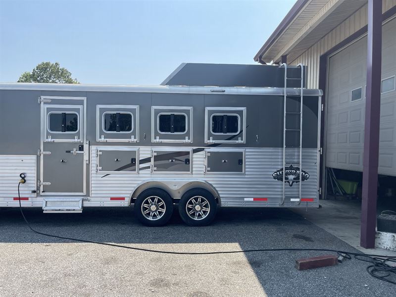 2015 Bison 8416 gn bunk beds