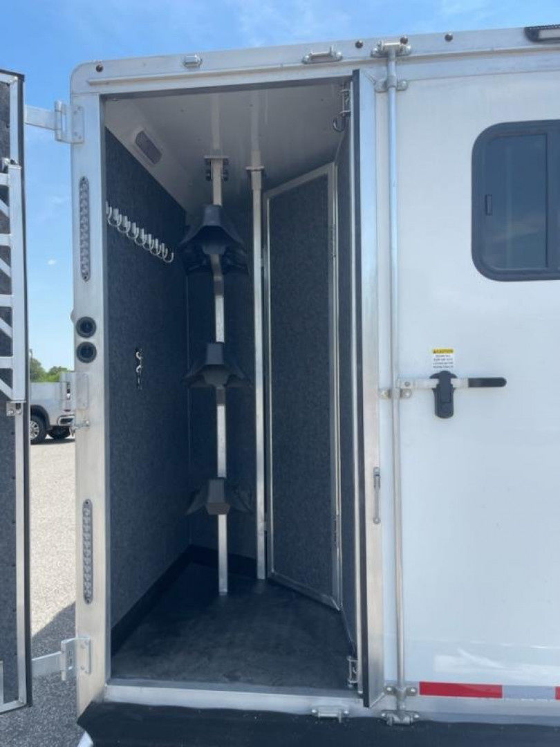 Trailer Photo 25