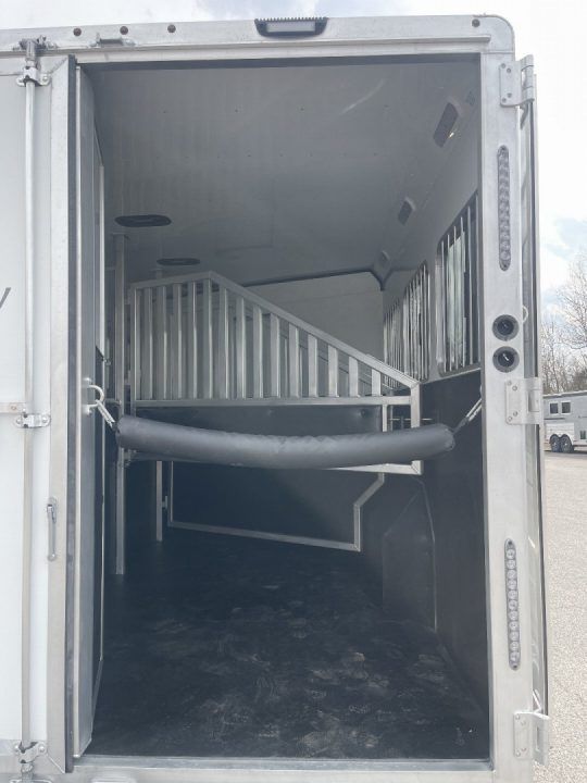 Trailer Photo 28