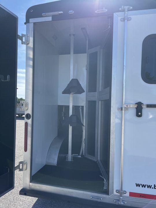 Trailer Photo 29