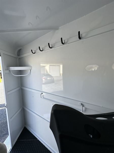 Trailer Photo 14