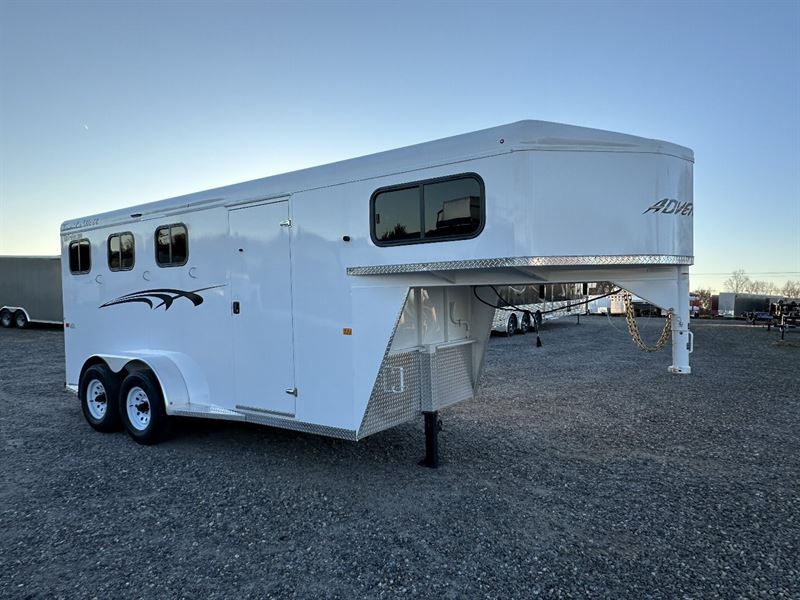 2025 Trails West adventure mx gn 3-horse