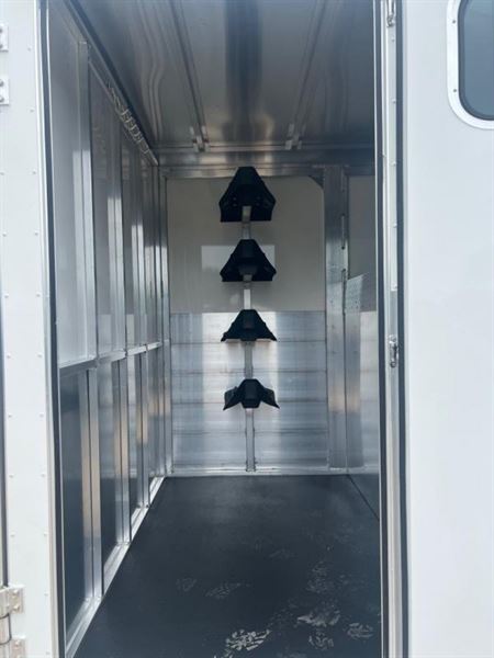 2024 Sundowner rancher tr 24' gn